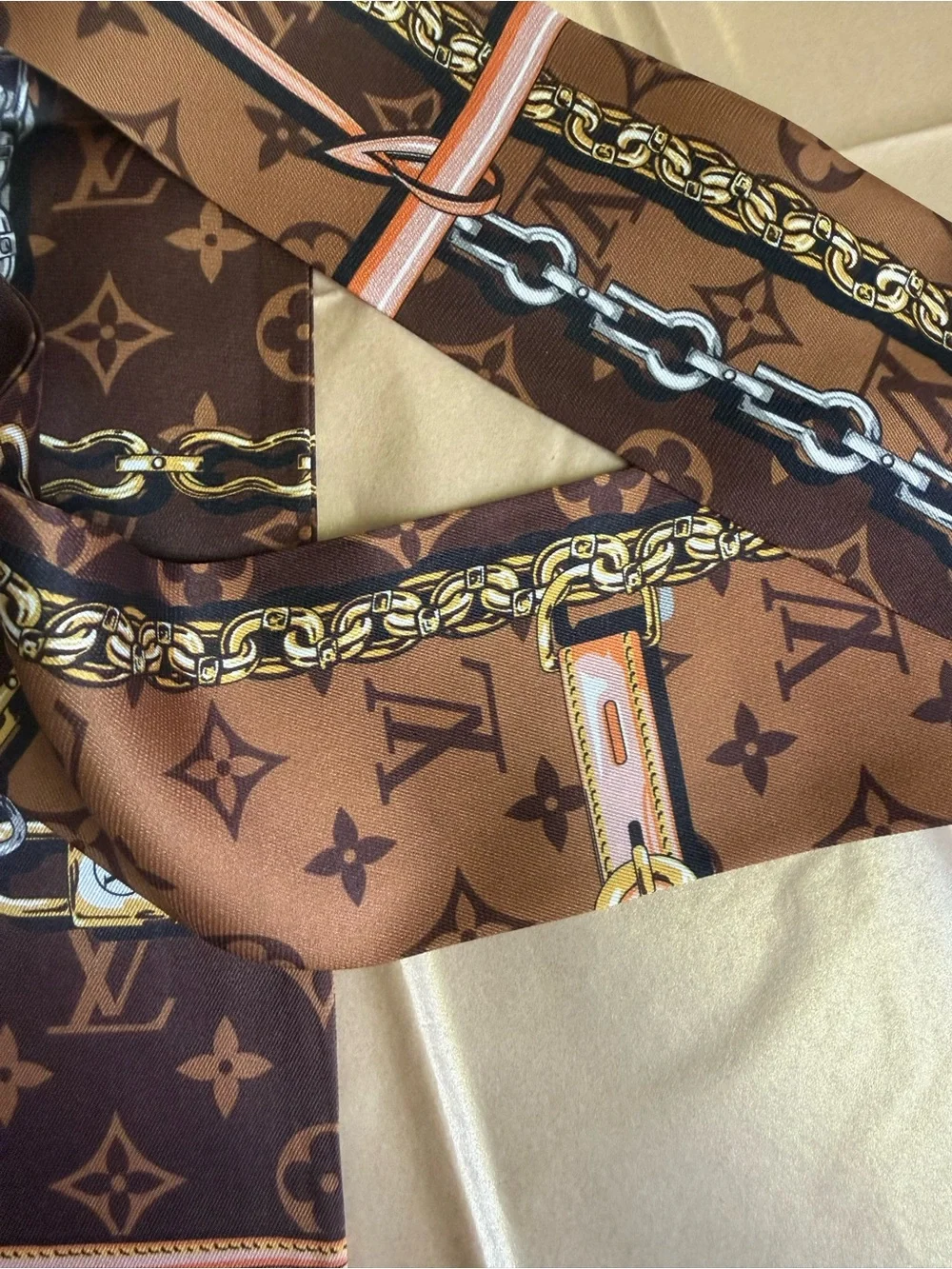 Louis Vuitton Brown Monogram Twilly Scarf Confidential Twilly NWT